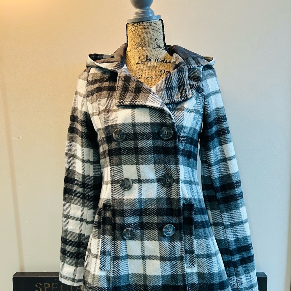 Aeropostale Hooded Black and White Plaid Pea Coat